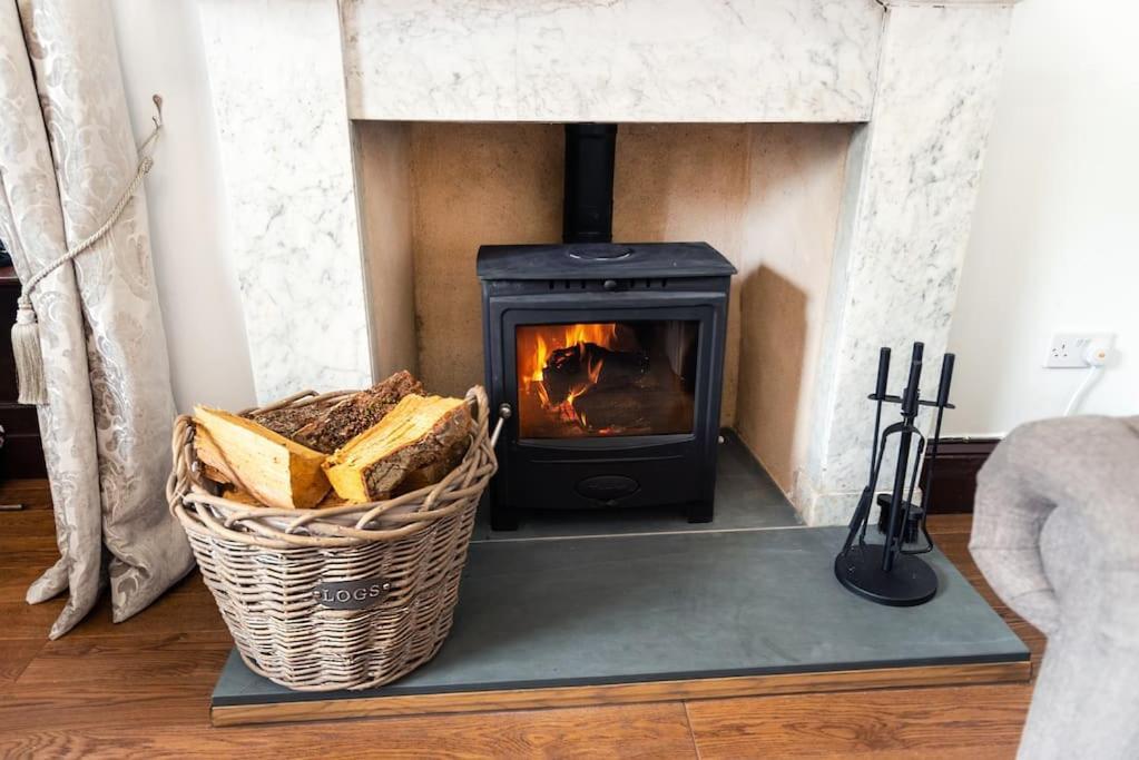 Cosy 200 Year Old Listed Cottage Near To St Andrews Markinch Eksteriør billede